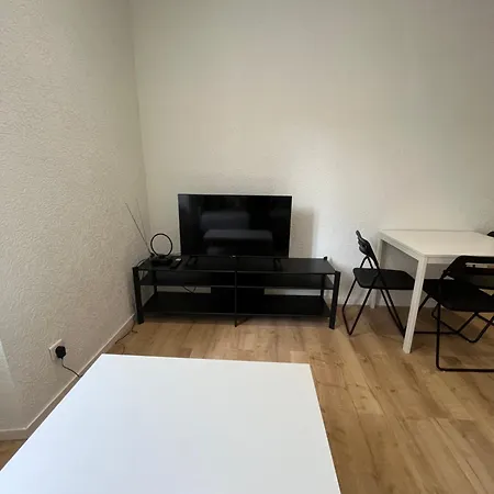 # Le 13 # Petit F2 Rénové Centre