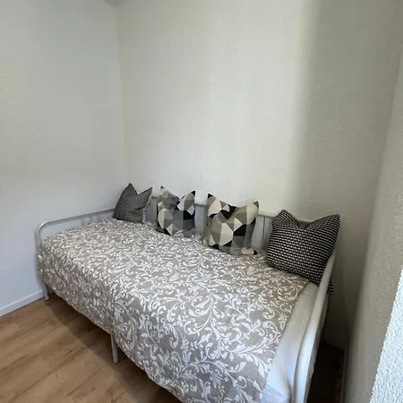 # Le 13 # Petit F2 Rénové Centre Appartement