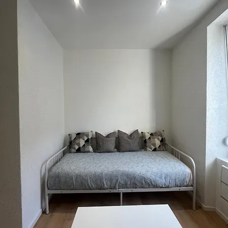 Appartement # Le 13 # Petit F2 Rénové Centre