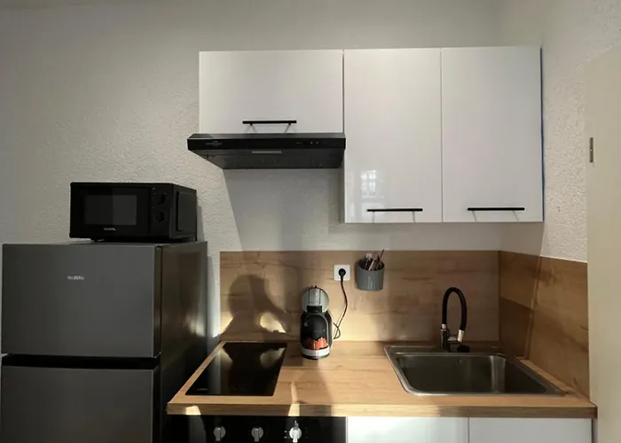 Le 13 - Petit F2 Renove Centre - Stationnement Gratuit